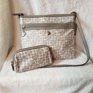 Coach Rowan Crossbody File Crossbody Shoulder Bag F17120